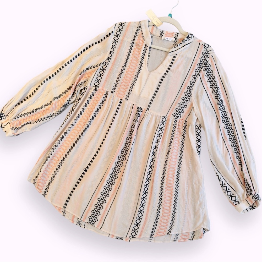 On The Run Bohemian Peasant Tunic Dress w Long Sleeves Embroidered Peach Silver